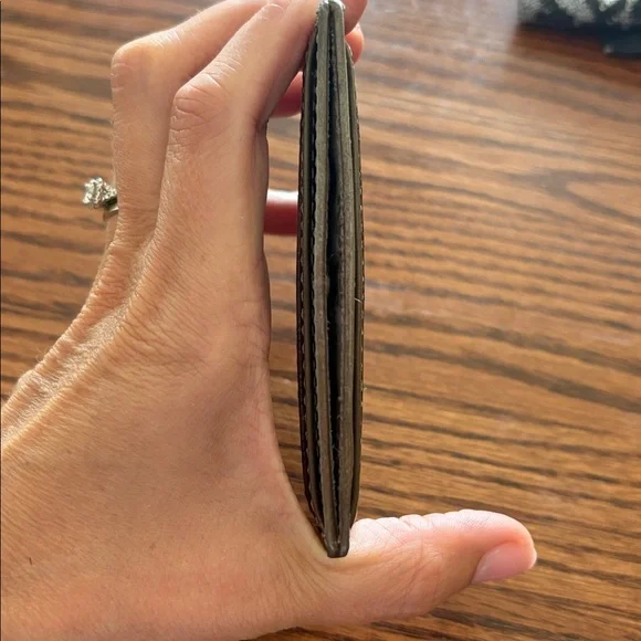 Michael Kors Olive and Black Card Holder - Picture 3 of 7